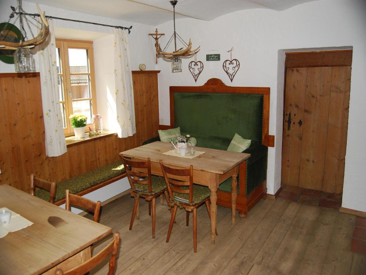 Landhof Angstl - Gaestezimmer Und Tagungsraum Höslwang 外观 照片